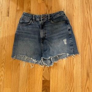High-waisted denim shorts size 6